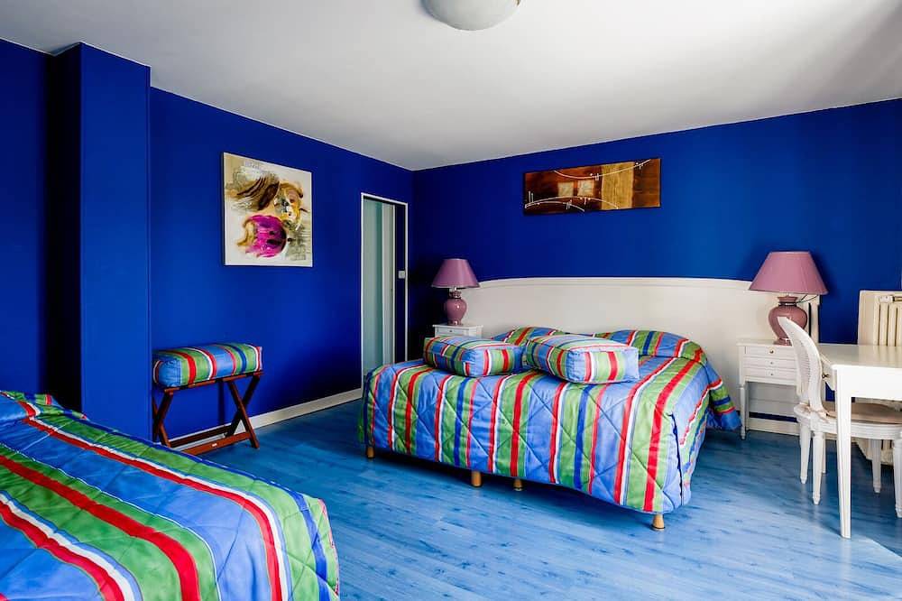 Gîte-Sdb privée avec baignoire-Tulipe Rdc in Vitry-le-François, Marne