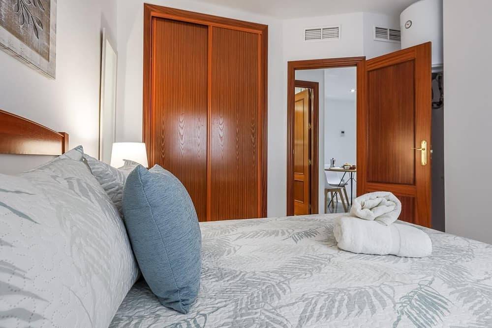 Entire apartment, Elegant Apartment In The Heart Of Sevilla- Triana in Central Seville, Sevilla