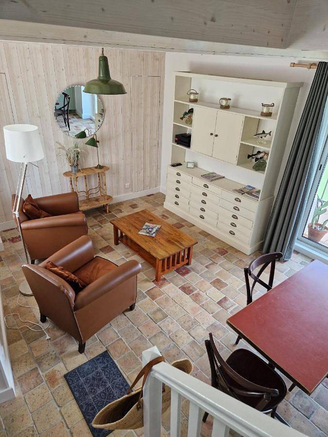 Location de vacances pour 2 personnes, avec terrasse et vue à Verdun-sur-le-Doubs - 3