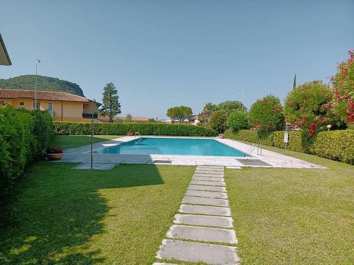 Vakantieappartement voor 4 personen, met tuin en zwembad in Garda