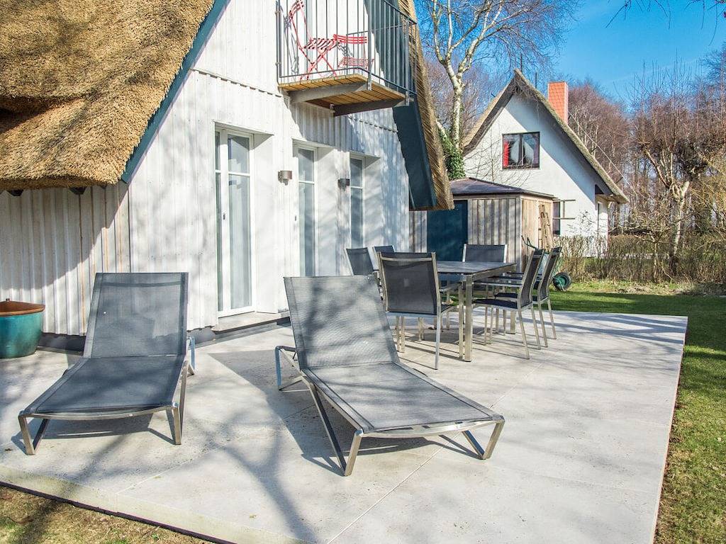 Traumhaus Komfortable Ferienresidenz in Ostseebad Wustrow, Wustrow