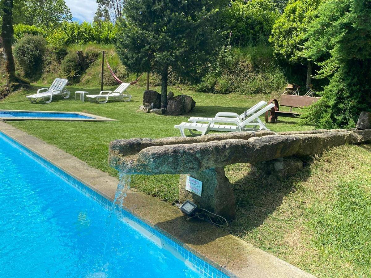 Two-Bedroom House in Prado (São Miguel), Distrito de Braga