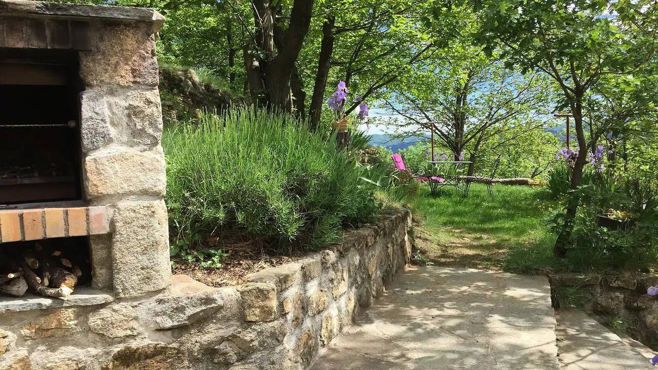 Maison de vacances pour 5 personnes avec terrasse in Saint-Pierre-de-Colombier, Parc naturel régional des Monts d'Ardèche