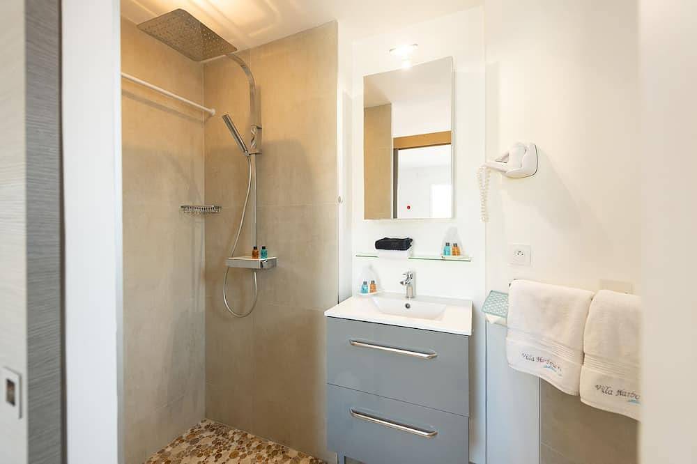 Entire apartment, Apartment, exceptional sea view. in Moëlan-sur-Mer, Quimper region