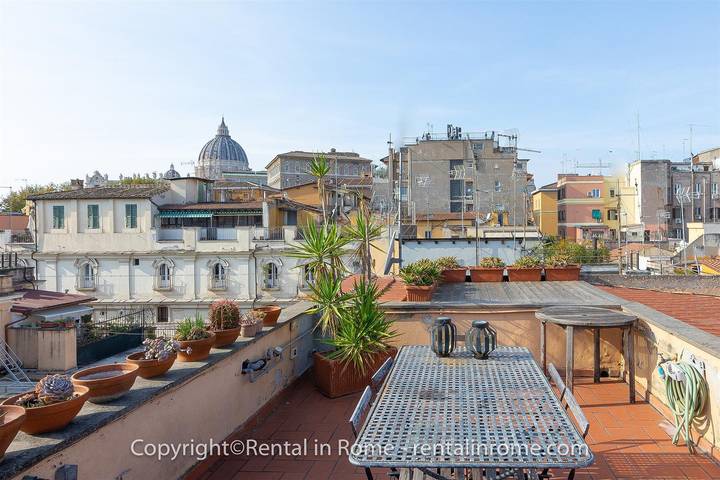 Gîte pour 5 personnes, avec balcon/terrasse dans Basilique Saint-Pierre - 2