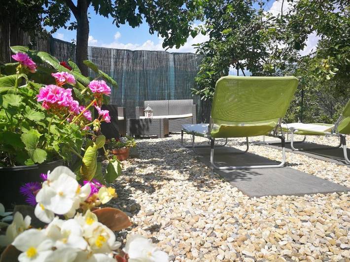 Location de vacances pour 2 personnes, avec jardin, animaux acceptés à Lucinasco - 4