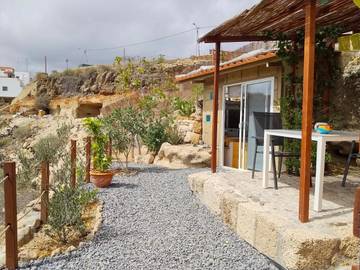 Casa rural para 2 personas, con jardín además de vistas y terraza en Arico