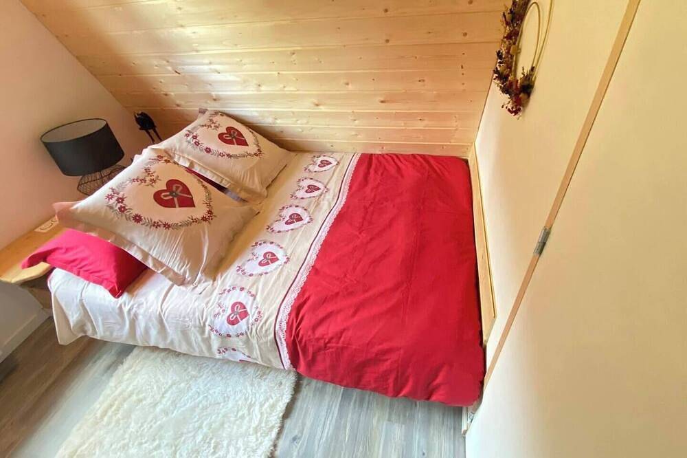 Nouveau chalet romantique à la montagne avec jacuzzi et sauna privatif in Mouthe-Lac et Mont d’Or, Doubs