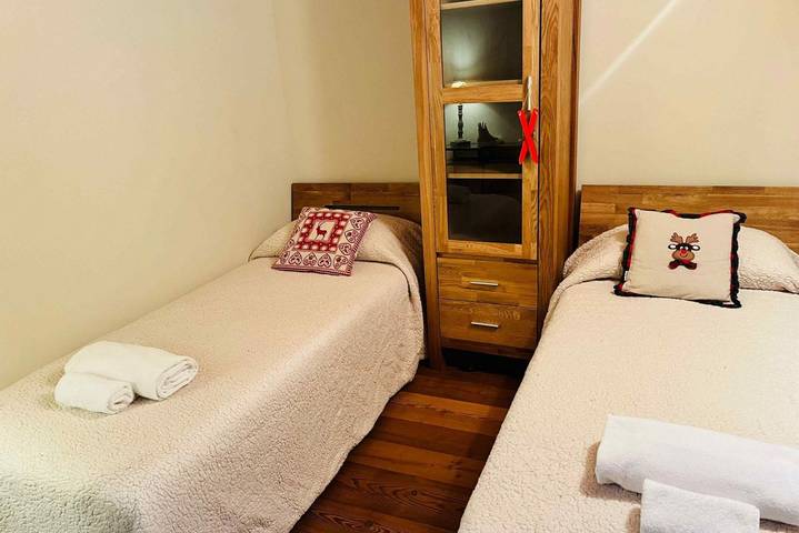 Apartamento entero, Apartamento de vacaciones para 4 personas con jardín in Cottin, Comune di La Salle