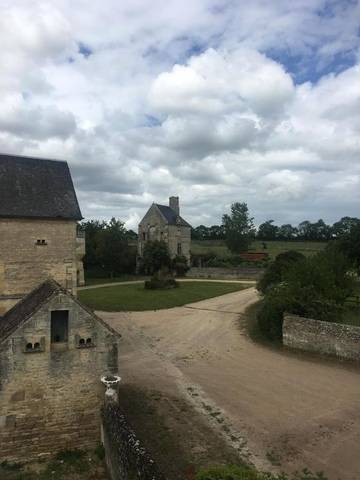 Gîte pour 4 personnes, avec terrasse et vue dans Ponts sur Seulles