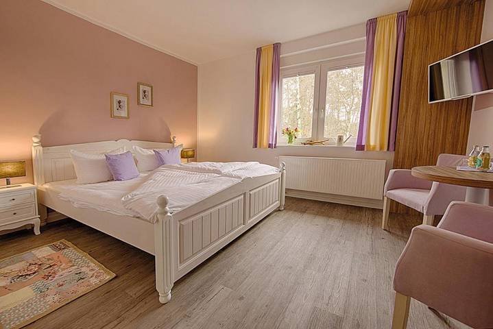 Ferienhaus, mit Terrasse und Garten in Bestensee