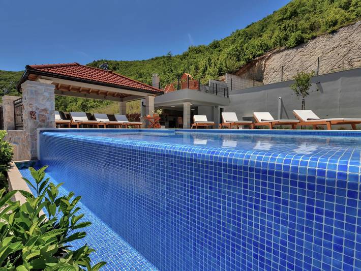 Villa mit Panorama in Makarska Riviera