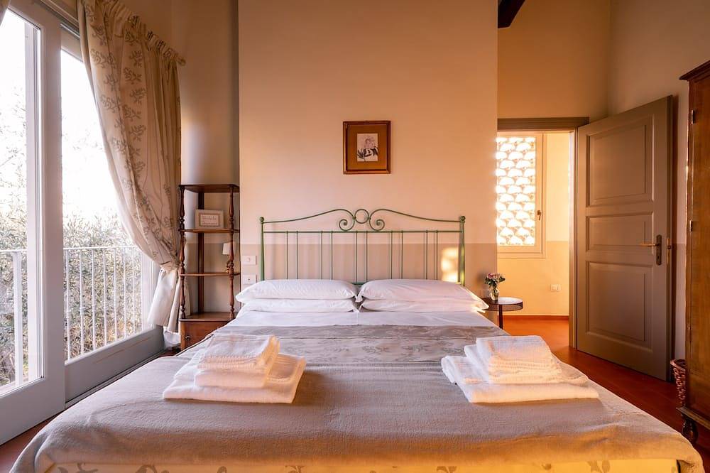 Ganze Wohnung, Trilocale Liber - Pignocco Country House: Colli, Pool, Meer in Pesaro, Valle del Metauro