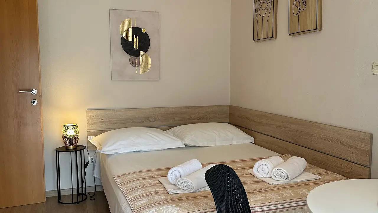 Hel ferieleilighet, Ferienwohnung für 4 Personen (33 m²) in Promajna in Promajna, Makarska Riviera
