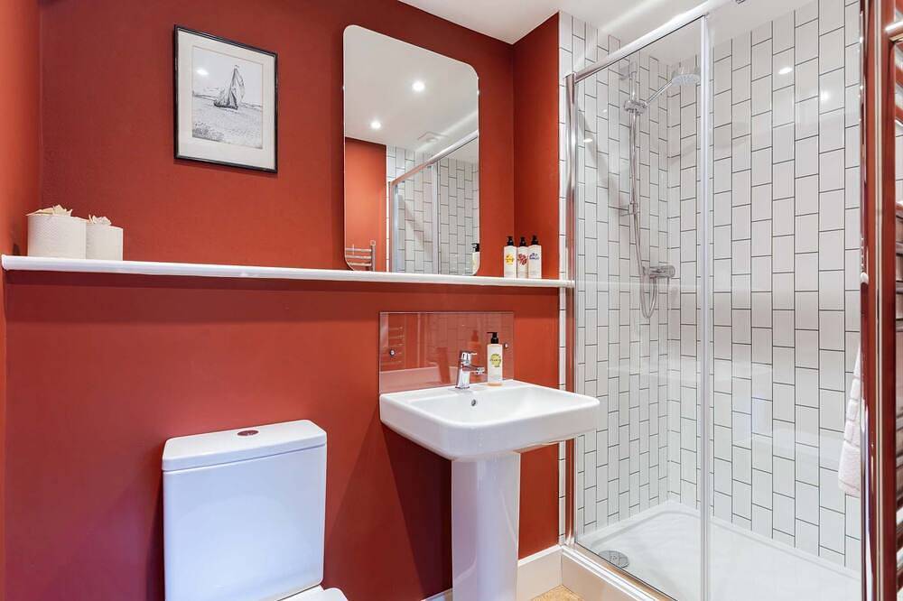 Sleeps 4, Dog friendly, Perfect retreat for families in Truro, Cornualles