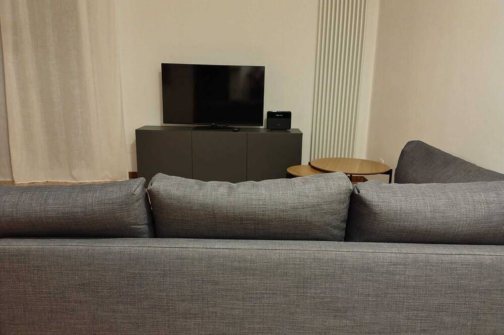 Apartamento entero, Golden House Venice Yellow, 5 minutes from the square and park of Mirano, in Mirano, Provincia de Venezia