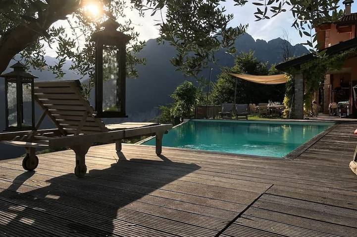 Ferienhaus für 8 Personen, mit Balkon und Garten