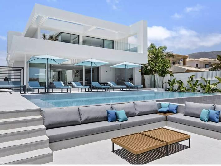 Villa für 10 Personen, mit Garten und Terrasse - 1