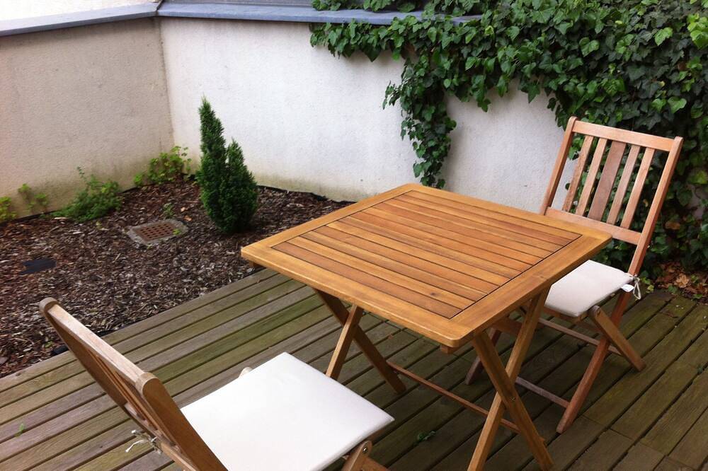 Ganze Wohnung, Ruhig und zentrumsnah mit Grünoase,  für Urlaubs- sowie für Geschäftsreisende in Hernals, Wien
