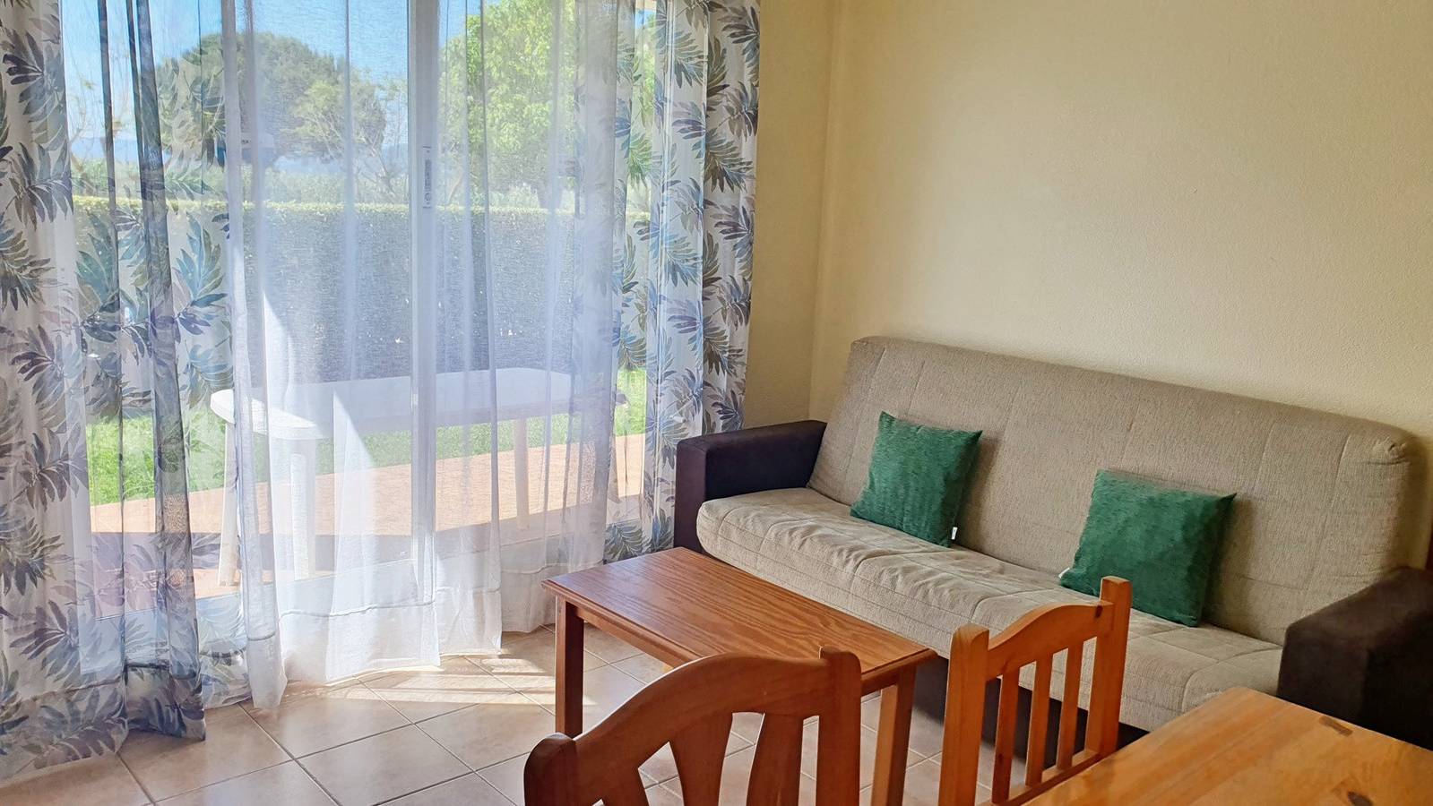Apartamento entero, Los Juncos 12ª - 1º - 53ª     /   Playa De Xeraco in Playa Xeraco, Jaraco