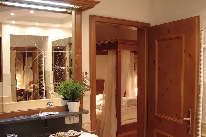 Ganze Wohnung, Exklusive Maisonette mit Meerblick und privatem Garten.Kostenloses Wifi! in Port de Sóller, Sóller