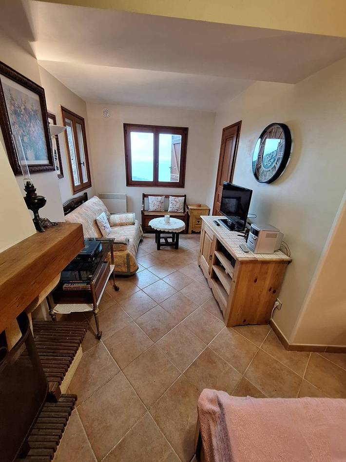 Gîte pour 4 personnes, avec terrasse à Belvédère-Campomoro - 4