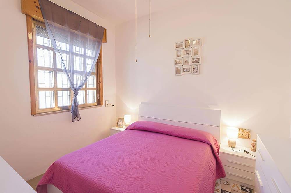 Villa Milon Near The Sea, Lecce, Italy in Torre Rinalda, Lecce Provinz