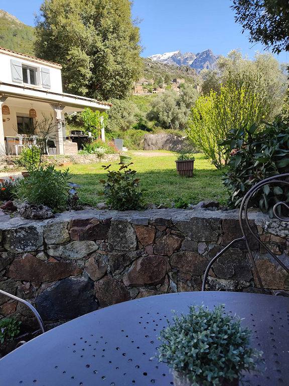 Chambre d’hôte pour 2 personnes, avec jardin et piscine en Corse - 2