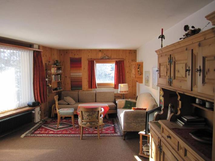 Ferienwohnung für 2 Personen, mit Balkon und Garten sowie Ausblick in La Punt-Chamues-ch - 3