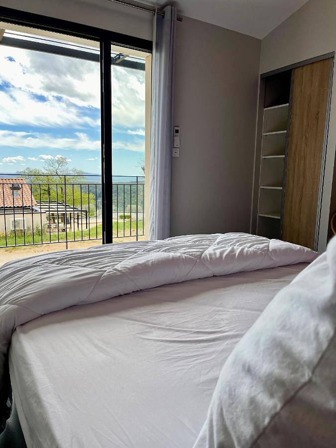 Location de vacances pour 2 personnes, avec Balcon et Terrasse à Planzolles