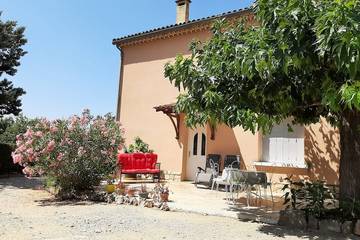 Gîte pour 2 personnes, avec jardin et terrasse, animaux acceptés à Mormoiron