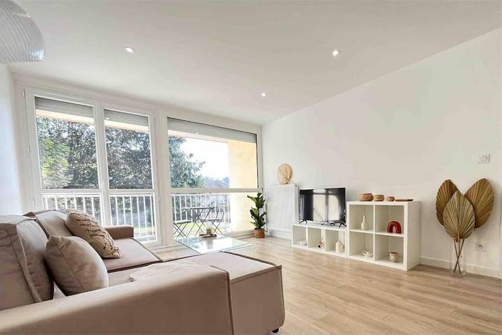 Gîte pour 4 personnes, avec terrasse à Bourgoin-Jallieu - 3