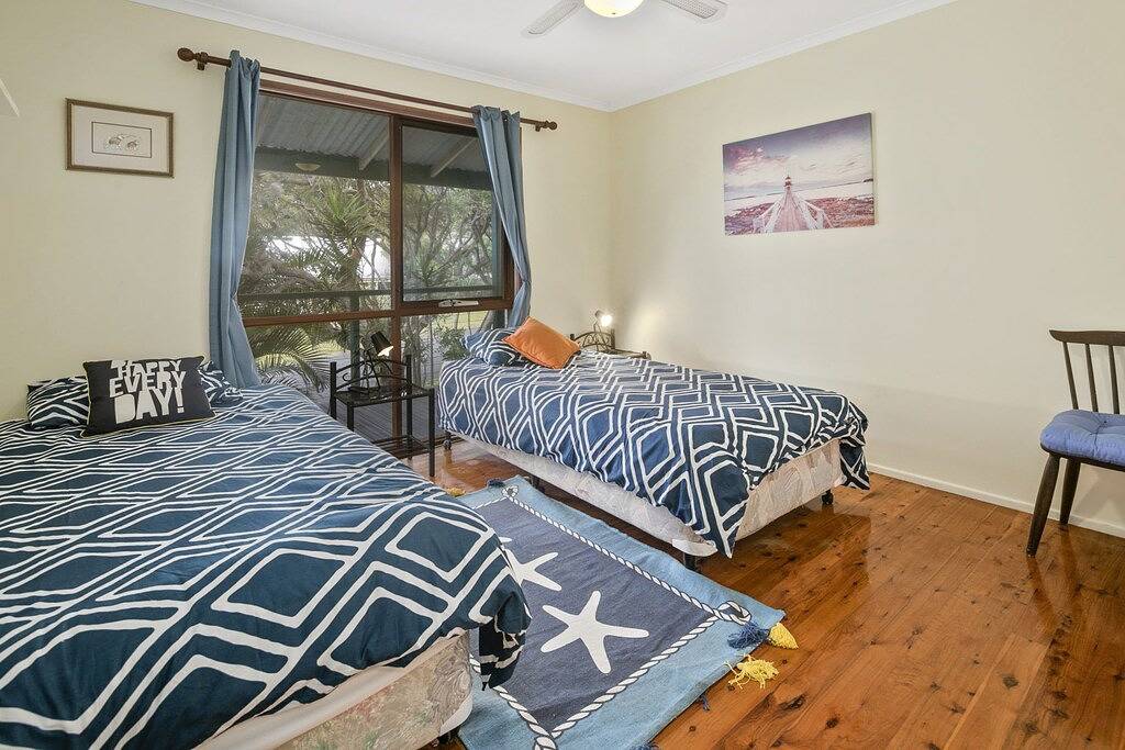 Holiday Home for 6 People in Point Lookout, Brisbane