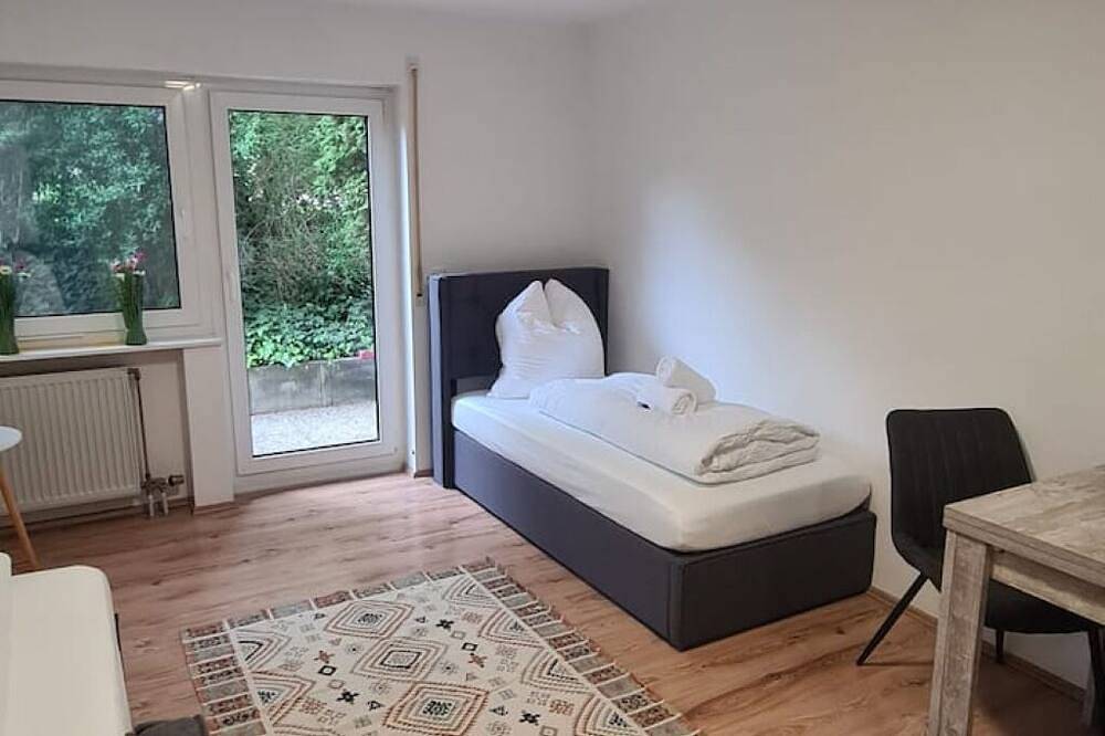 Ganze Wohnung, Wellandhome – Business-Apartment – 4 Einzelbetten in Aalen, Ostalbkreis