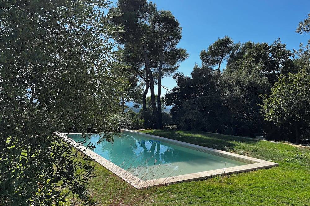 Proximité Aix en Provence, bastide avec panorama exceptionnel in Pourrières, Région de Brignoles