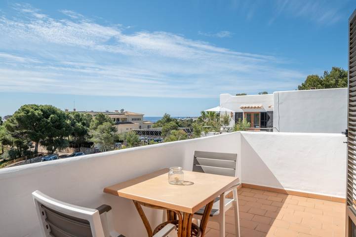 Ferienwohnung für 4 Personen, mit Balkon und Garten in Cala Ferrera - 3