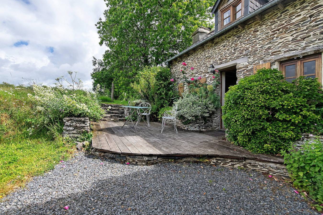 Gîte Le Petit Promenant: Private Terrasse, Garten & Wlan in La Bazoque in Saint-Hubert-des-Biards, Bayeux und Umgebung