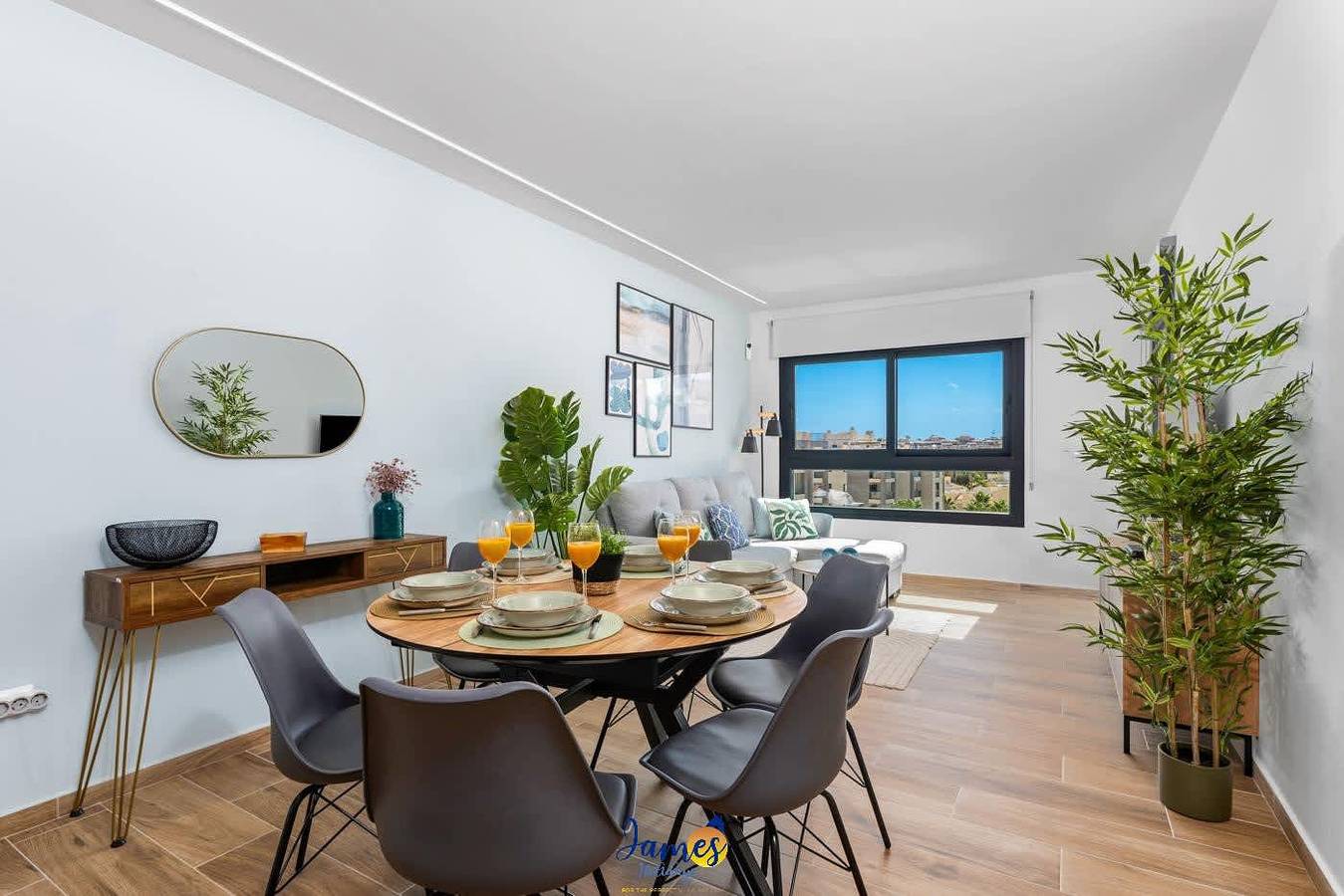 Entire apartment, Paradise 77 Penthouse with Private Jacuzzi  Vm65 in Panorama Golf, Orihuela