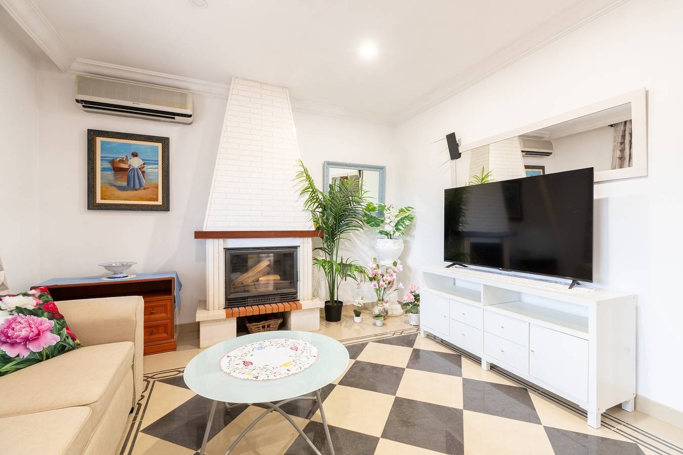 Casa vacacional 'Cas Momio' con terraza privada in Ses Cases Noves, Marrachí