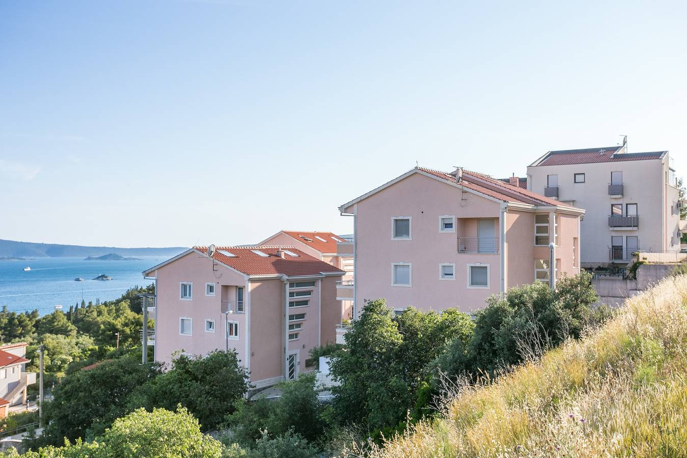 Entire apartment, One bedroom apartment with terrace and sea view Seget Donji, Trogir A-21374-a in Seget Vranjica, Split-Dalmatia