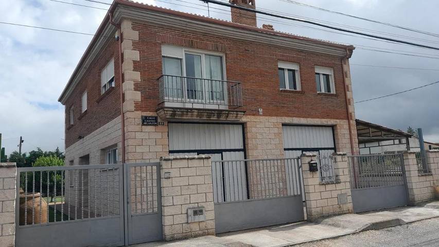 Albergue para 2 personas, con terraza y jardín en Provincia de Burgos - 4