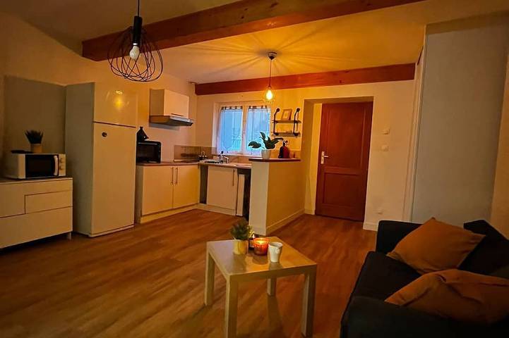 Gîte pour 2 personnes à Colombier-Saugnieu - 4