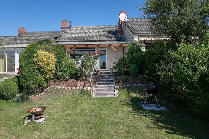 Ferienhaus für 4 Personen, mit Terrasse und Garten