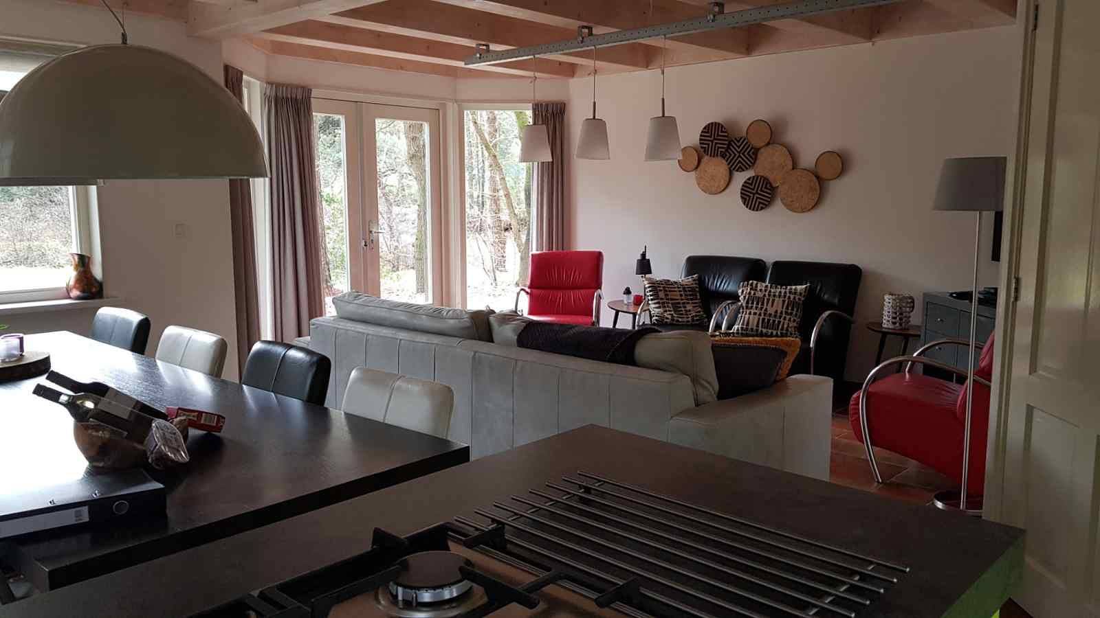 Geräumiges Ferienhaus für 8 Personen im Wald in der Nähe des Dorfes Norg in Drenthe in Drenthe