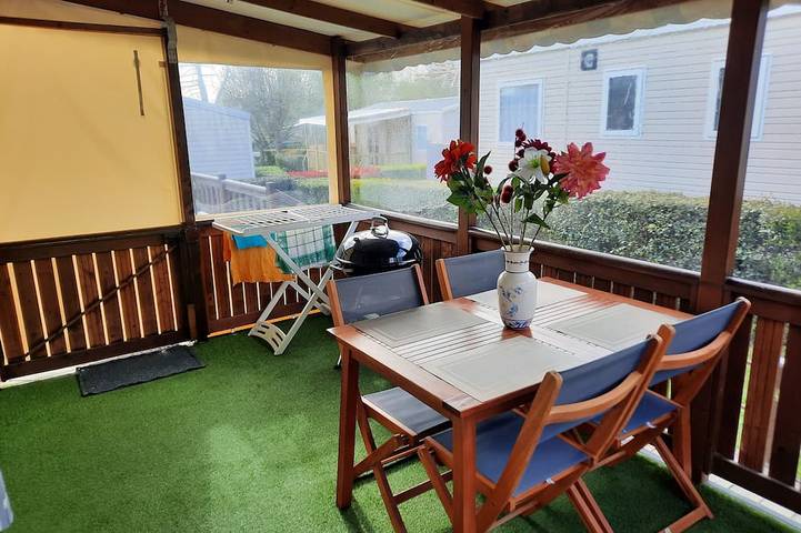 Camping pour 6 personnes à Litteau