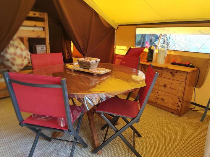 Tente pour 5 personnes, avec terrasse et jardin dans le Morbihan - 2