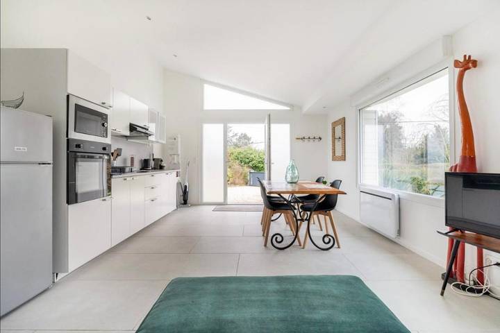 Location de vacances pour 5 personnes, avec Balcon et Terrasse ainsi que Jardin et Vue à Halluin