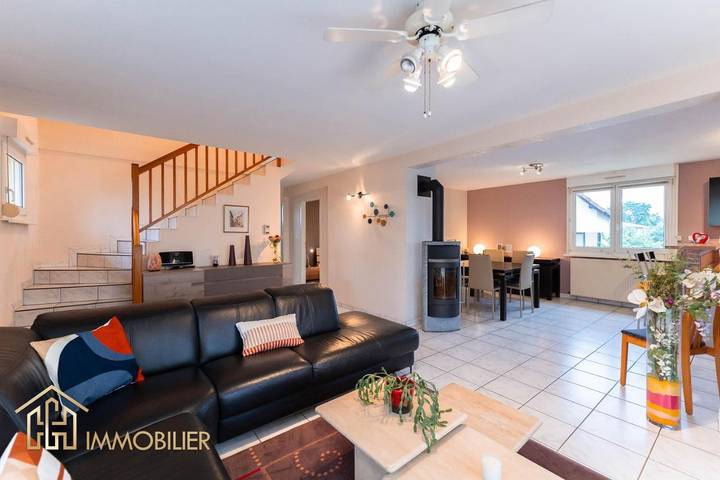 Location de vacances pour 8 personnes, avec jardin à Houssen - 2