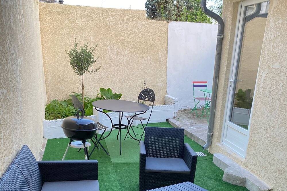 Appartement entier, Superbe appartement avec beau coin détente in Saint-Quentin, Aisne