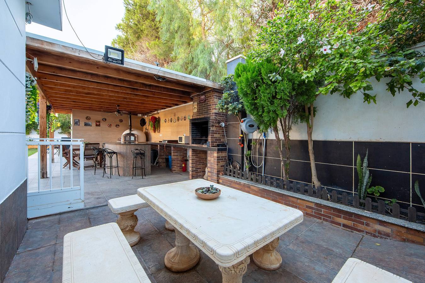 Ganze Wohnung, 'Apartamento Invitados Con Piscina' mit privatem Pool, Wlan und Klimaanlage in Urbanización Roquetas de Mar, Roquetas de Mar